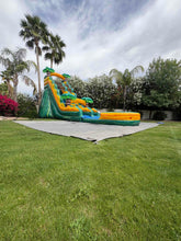 Load image into Gallery viewer, 20' Cali Palms  Water Slide Rental with Pool