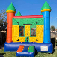 CASTLE #8    BOUNCE HOUSE